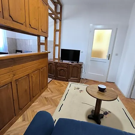 Stone House * בילצה