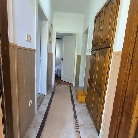 Stone House * בילצה